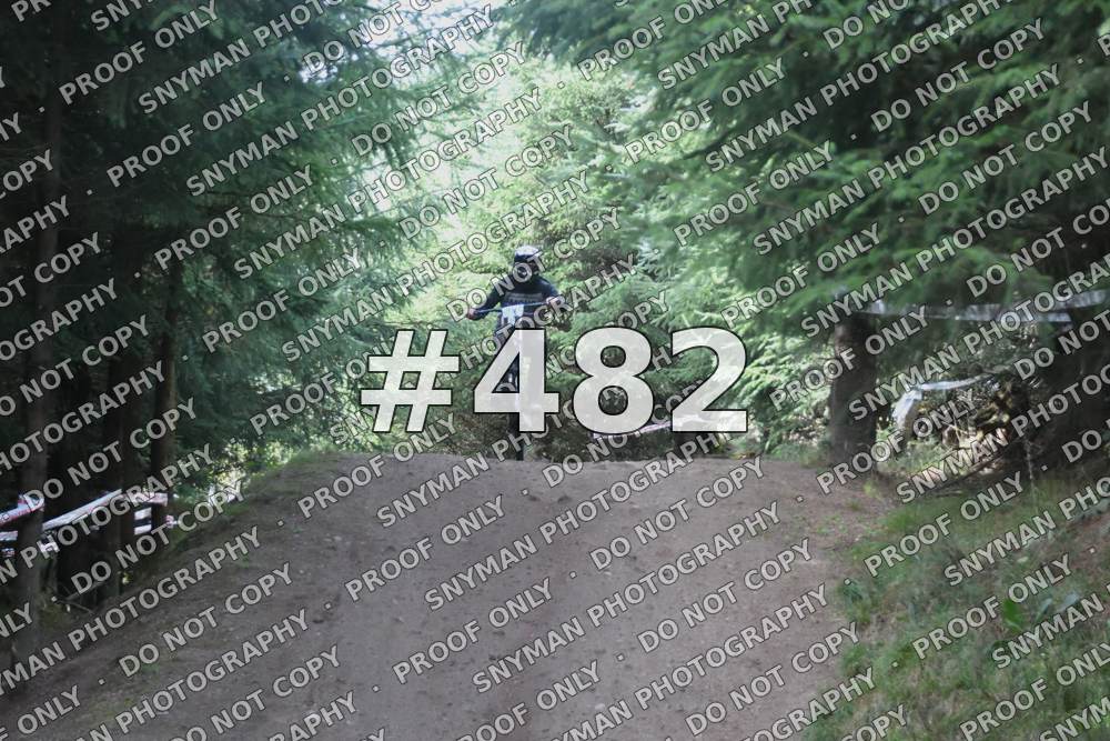 482 (4)