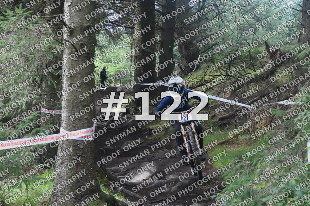 122 (3)