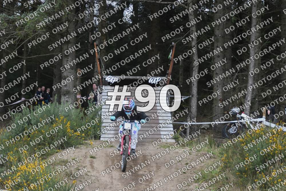 90 (6)