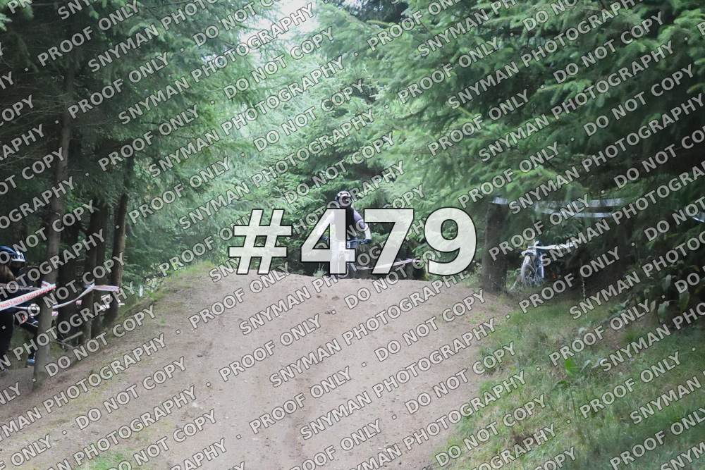 479 002