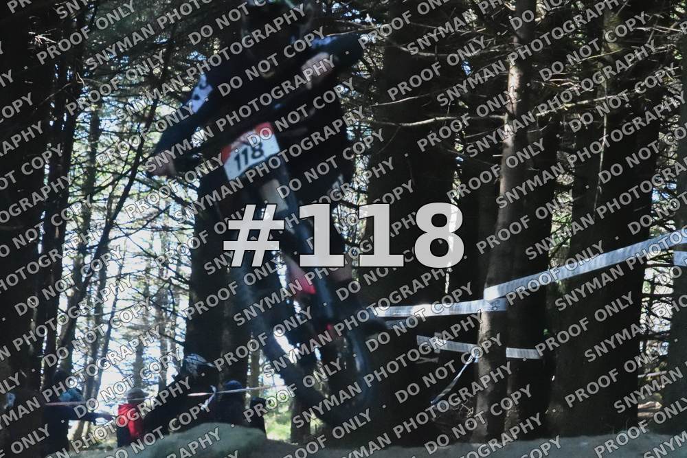 118R